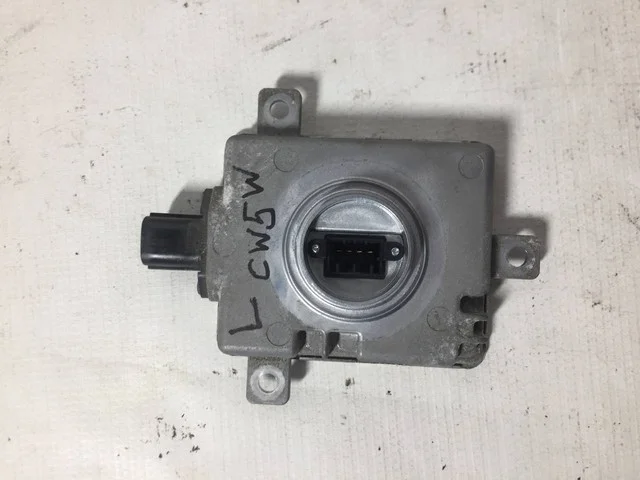 Блок розжига ксенон CW5W MITSUBISHI OUTLANDER XL CW 2007-2010