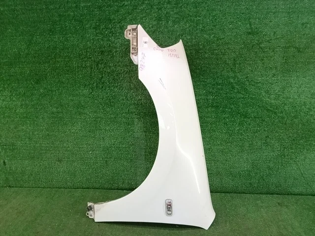 Крыло переднее левое (царапина) J31 NISSAN TEANA J31 2003-2005, TEANA J31 2006-2008