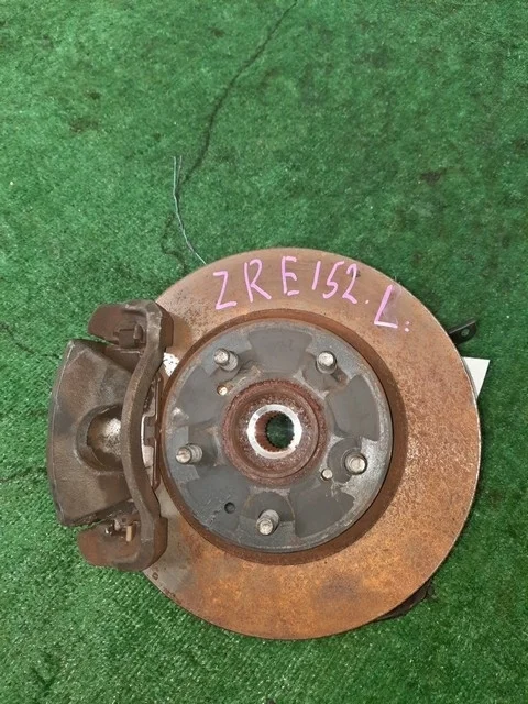 Кулак поворотный левый ZRE152 TOYOTA COROLLA E140 / E150 2006-2010, COROLLA RUMION E150 2007-2015, AURIS E150 2006-2010, PRIUS A XW40 2011-2021