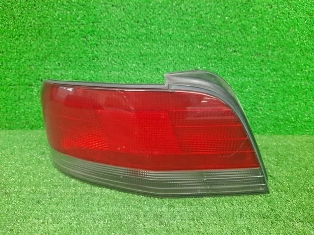 Фонарь задний левый EA1A MITSUBISHI GALANT ЕВРОПА E5 1993-1997