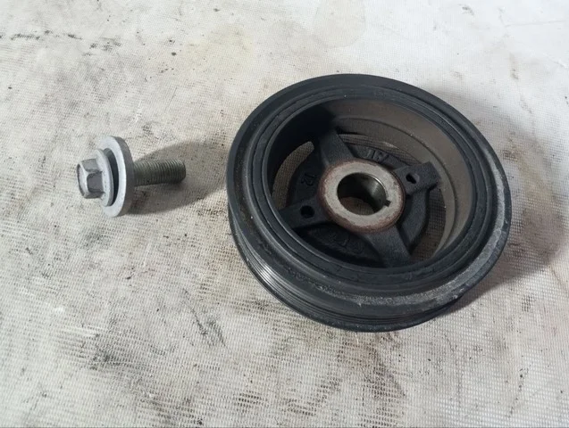 Шкив коленвала AZT240 TOYOTA PREVIA R30 2000-2003, AVENSIS T220 1997-2003, HARRIER XU30 2003-2013, OPA XT10 2000-2005, CAMRY XV40 2006-2009