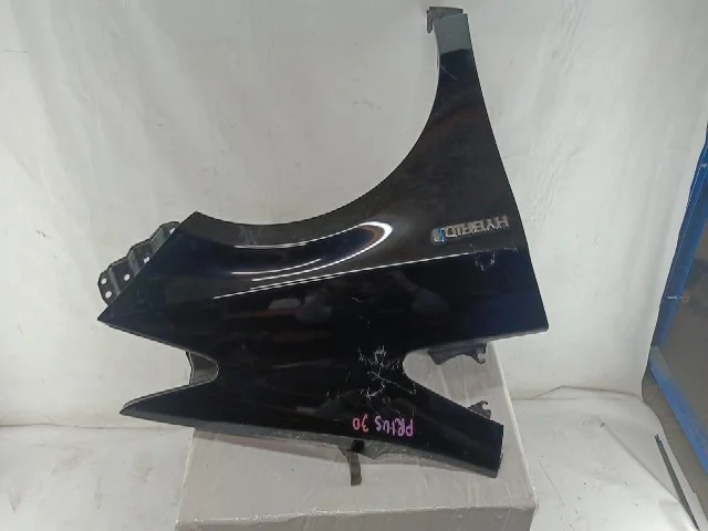 Крыло переднее правое (царапины) ZVW30 TOYOTA PRIUS XW30 2009-2011, PRIUS XW30 2011-2015