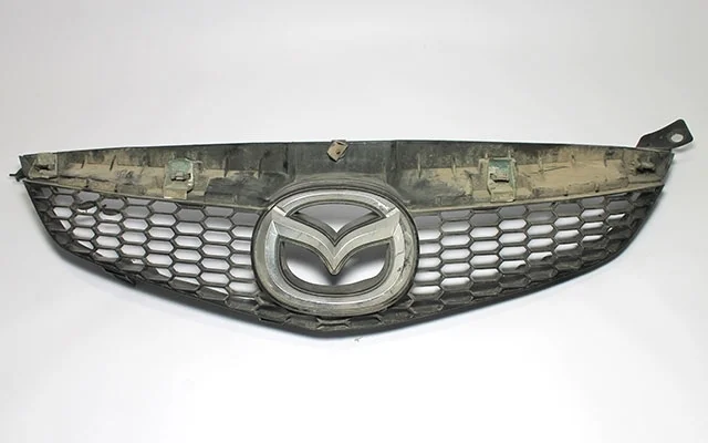 Решетка радиатора (без хрома) GG, GY3W MAZDA MAZDA 6 GG / GY 2005-2008