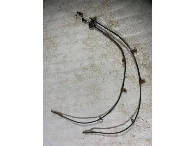 Трос стояночного тормоза левый+правый GG, GY3W MAZDA MAZDA 6 GG / GY 2002-2005, MAZDA 6 GG / GY 2005-2008