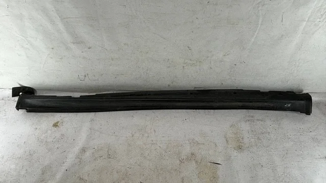 Накладка порога левая F15 NISSAN JUKE YF15 2014-2019, JUKE YF15 2010-2014