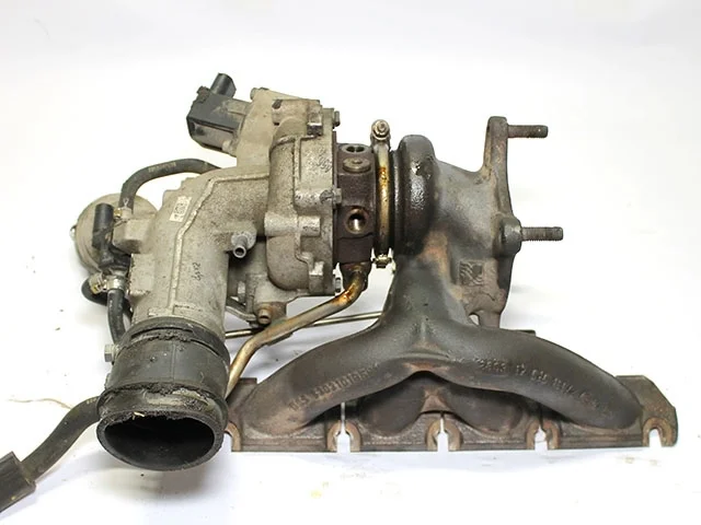 Коллектор выпускной AUDI TT 8J 2006-2015, VOLKSWAGEN PASSAT B6 2005-2010, PASSAT B7 2011-2015, PASSAT CC 357 2008-2012, GOLF VI 5K1 / AJ5 2009-2013
