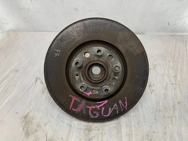 Кулак поворотный правый 5N VOLKSWAGEN JETTA V 1K2 / 1K5 2005-2011, GOLF V 1K1 / 1K5 2003-2009, CADDY III 2K / 2C 2004-2010