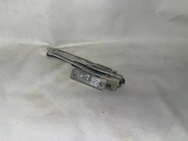 Петля крышки багажника левая J32 NISSAN TEANA J32 2008-2012, TEANA J32 2011-2014