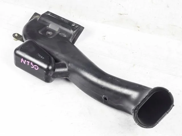 Патрубок корпуса воздушного фильтра T30 NISSAN X-TRAIL T30 2000-2003, X-TRAIL T30 2003-2007