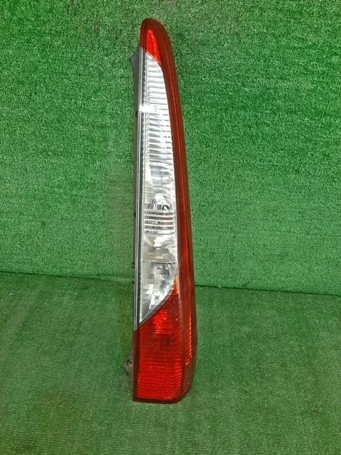 Фонарь задний правый CS5W MITSUBISHI LANCER IX CS 2003-2005, LANCER CEDIA RHD CS 2000-2003, LANCER IX CS 2005-2010