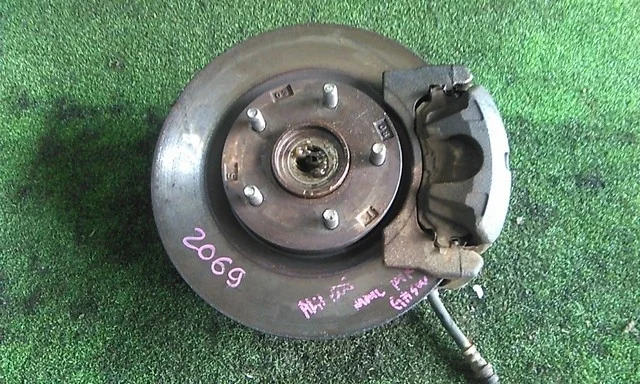 Кулак поворотный правый GA3W MITSUBISHI OUTLANDER XL CW 2007-2010, LANCER X CY 2007-2010, RVR III GA 2010-2012, ASX GA 2010-2012, RVR III GA 2012-2016