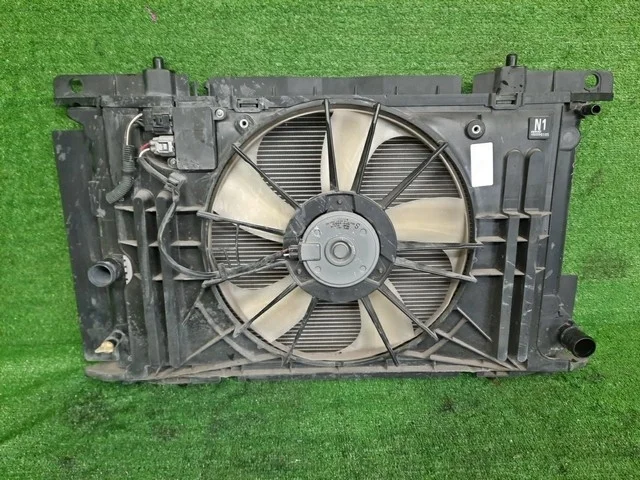 Радиатор охлаждения двигателя ZRE152 TOYOTA AURIS E150 2006-2010, AURIS E150 2010-2013