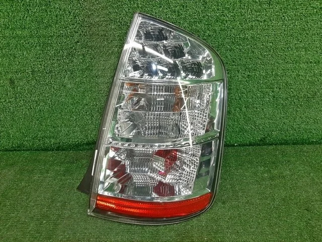 Фонарь задний правый NHW20 TOYOTA PRIUS XW20 2003-2005, PRIUS XW20 2005-2009, PRIUS XW20 2009-2011