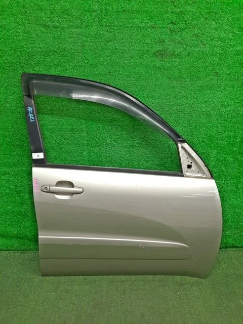 Дверь передняя правая (потерта) ACA21 TOYOTA RAV4 XA20 2000-2003, RAV4 XA20 2003-2005