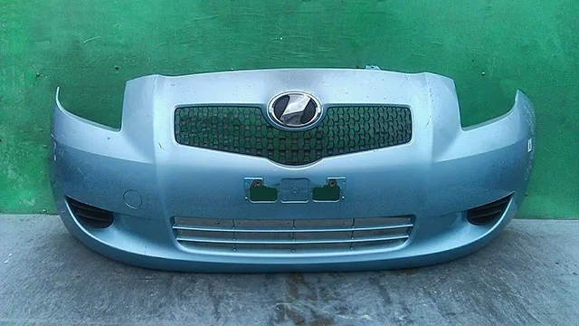 Бампер передний (потерт) SCP90 TOYOTA VITZ XP90 2005-2007, YARIS XP90 2005-2009