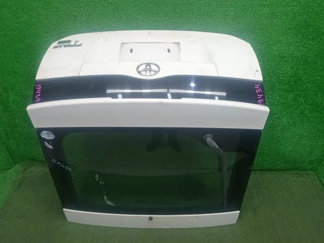 Крышка багажника (царапины) NHW20 TOYOTA PRIUS XW20 2003-2005, PRIUS XW20 2005-2009, PRIUS XW20 2009-2011
