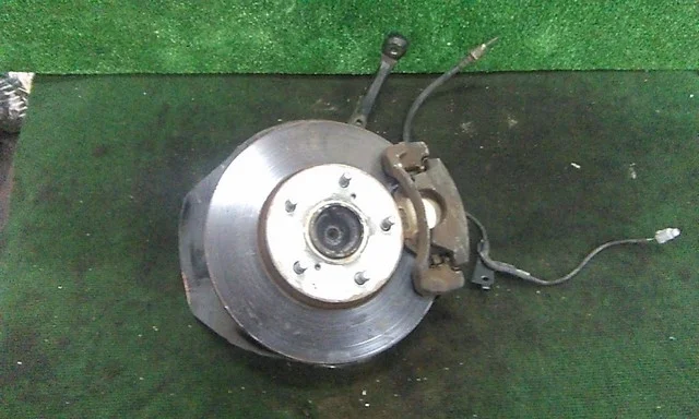 Кулак поворотный левый GX110 TOYOTA VEROSSA X11 2001-2004, CROWN S150 1995-2001, CROWN S170 1999-2007, LEXUS IS I 200/300 XE10 1998-2005