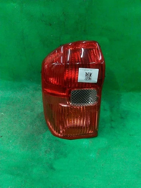 Фонарь задний левый ACA21 TOYOTA RAV4 XA20 2000-2003