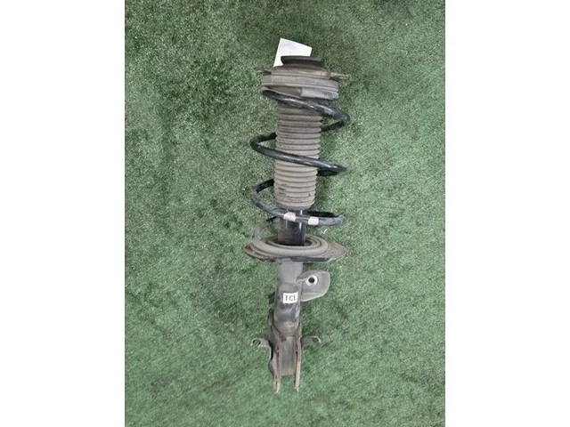 Амортизатор подвески передний левый F15 NISSAN JUKE YF15 2014-2019, JUKE YF15 2010-2014