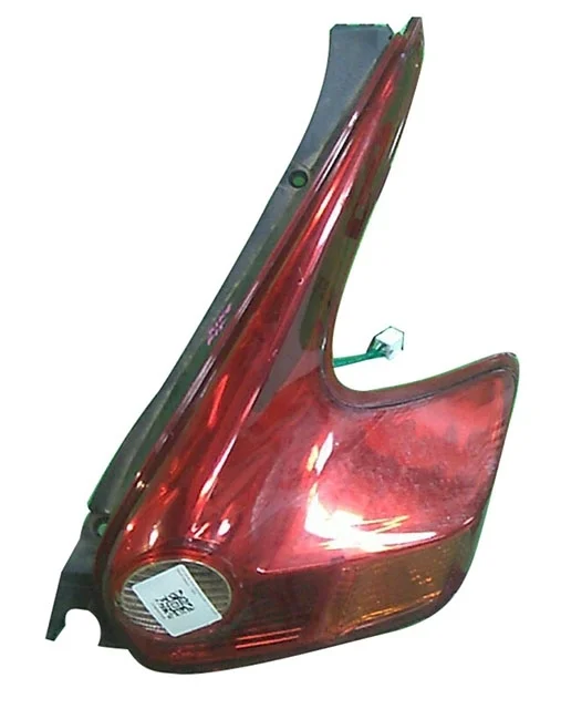 Фонарь задний правый (под полировку) F15 NISSAN JUKE YF15 2010-2014
