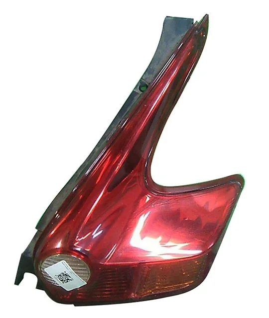 Фонарь задний правый (под полировку) F15 NISSAN JUKE YF15 2010-2014