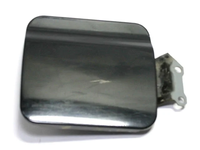 Лючок бака топливного MITSUBISHI PAJERO SPORT I / MONTERO SPORT I K9 2005-2008, PAJERO SPORT I / MONTERO SPORT I K9 2000-2004