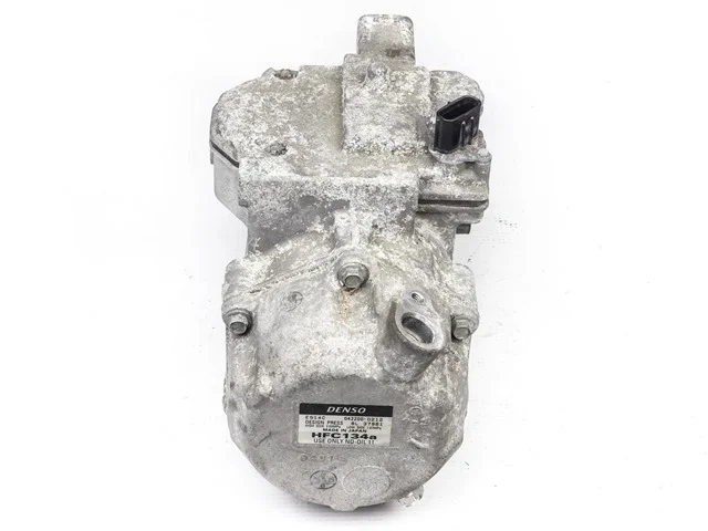 Компрессор кондиционера (хорошее состояние) ZVW30 TOYOTA PRIUS XW30 2009-2011, PRIUS XW30 2011-2015