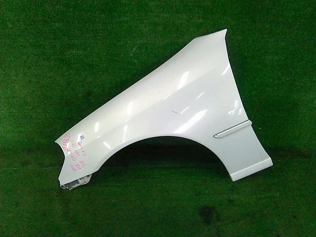 Крыло переднее левое (царапины) GX110 TOYOTA MARK II X110 2000-2002, MARK II X110 2002-2004