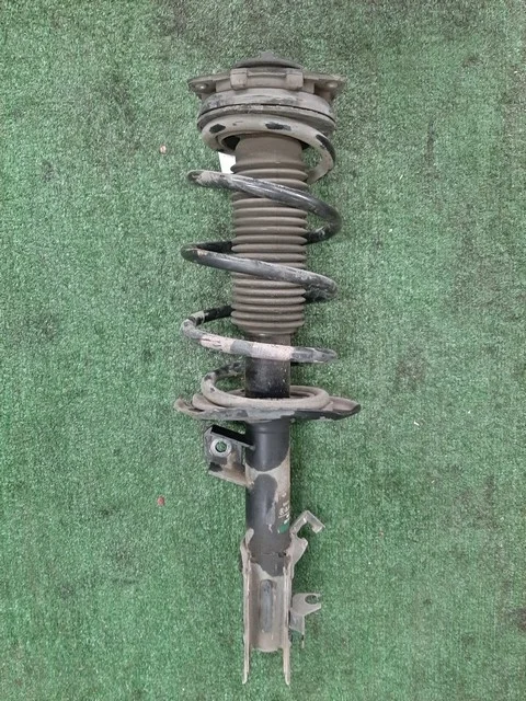 Амортизатор подвески передний правый NJ10 NISSAN DUALIS J10 2007-2010, QASHQAI J10 2006-2010, DUALIS J10 2010-2014, QASHQAI J10 2010-2013