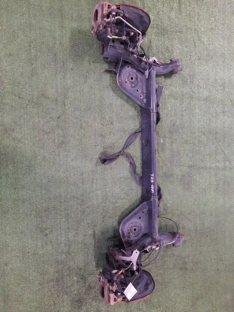 Балка задняя AZE0 NISSAN LEAF ZE0 2010-2017