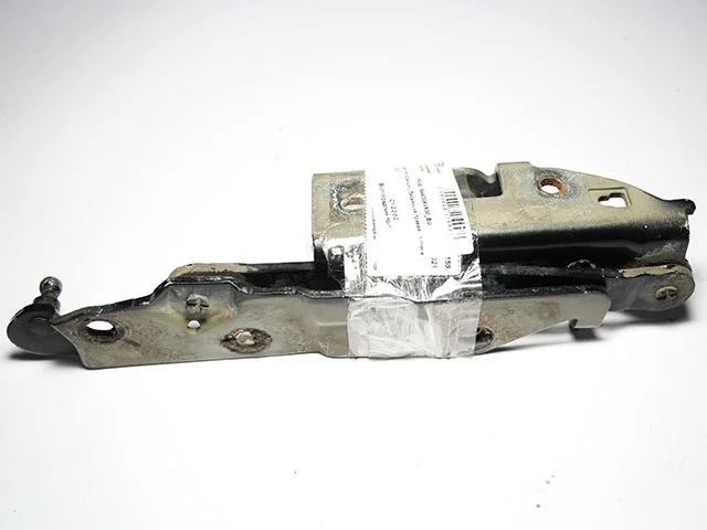 Петля крышки багажника правая P12, P12E NISSAN PRIMERA III P12 2002-2008