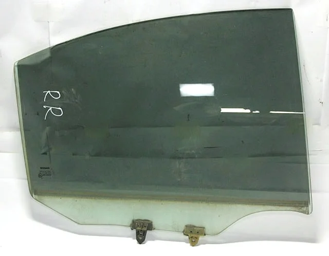 Стекло двери задней правой P12, P12E NISSAN PRIMERA III P12 2002-2008