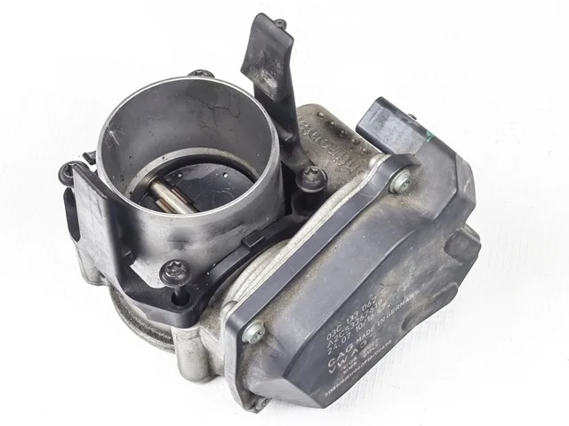 Заслонка дроссельная (хорошее состояние) VOLKSWAGEN JETTA VI 162 / 163 / AV2 / AV3 2010-2014, PASSAT B7 2011-2015