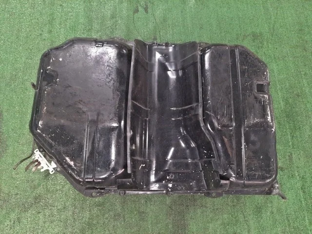 Бак топливный NA4W MITSUBISHI GRANDIS NA4W 2003-2011