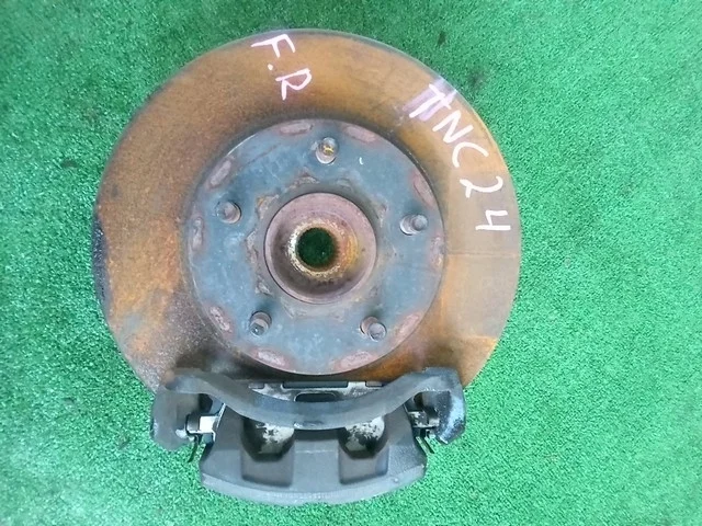 Кулак поворотный правый TNC24 NISSAN SERENA II C24 1999-2001, SERENA II C24 2001-2005