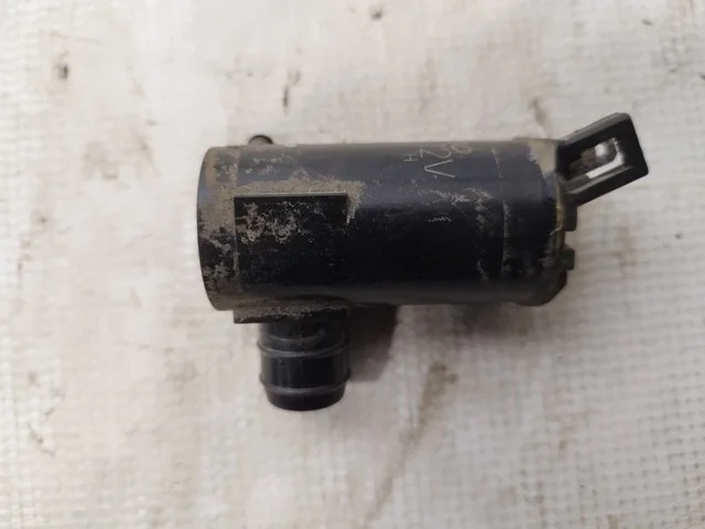 Насос бачка омывателя CS3W MITSUBISHI OUTLANDER CU 2003-2007, LANCER IX CS 2003-2005, LANCER IX CS 2005-2010, COLT V CJ 1995-2002