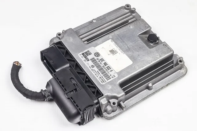 Блок управления двигателем VOLKSWAGEN JETTA V 1K2 / 1K5 2005-2011