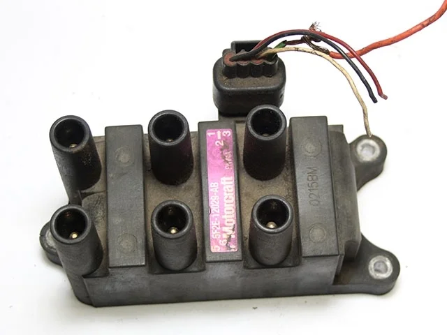 Катушка зажигания LW2 FORD MONDEO III BLY / B5Y / BWY 2000-2007, MAZDA MPV LW 1999-2002, MPV LW 2002-2003