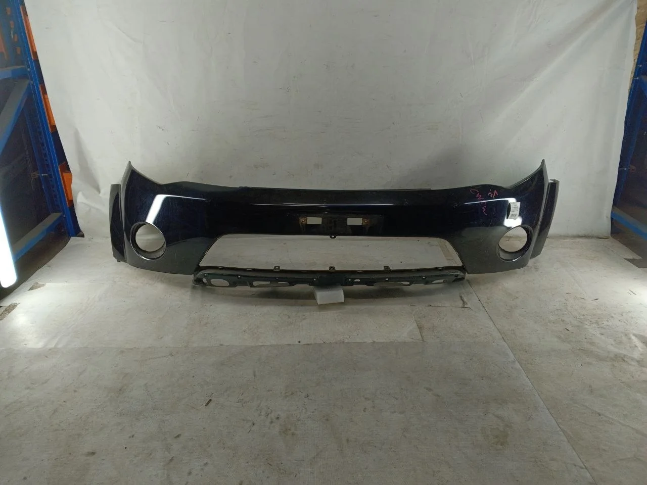 Бампер передний (потерт) CW5W MITSUBISHI OUTLANDER XL CW 2007-2010