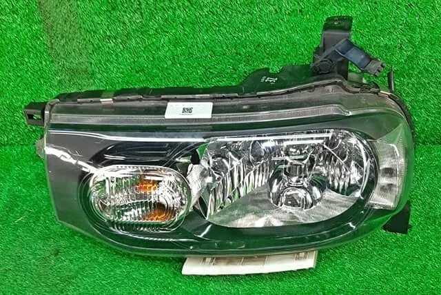Фара левая (хорошее состояние) Z12 NISSAN CUBE III Z12 2008-2020