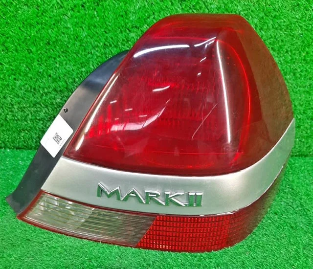 Фонарь задний правый GX110 TOYOTA MARK II X110 2000-2002