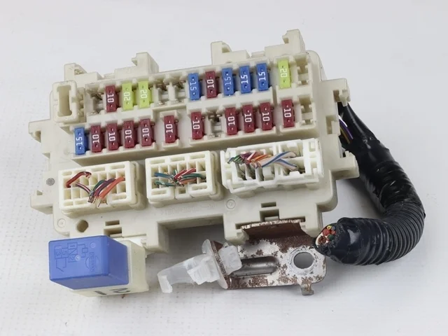 Блок предохранителей J32 NISSAN TEANA J32 2008-2012, TEANA J32 2011-2014