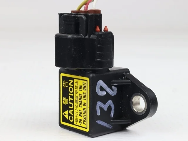 Датчик угла наклона кузова E12 NISSAN PATHFINDER R51 2005-2010, PATHFINDER R51 2010-2014, QASHQAI J11 2014-2020, NAVARA III D40 2004-2010