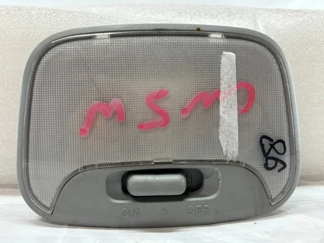 Плафон освещения салона центральный CW5W MITSUBISHI OUTLANDER XL CW 2007-2010, OUTLANDER XL CW 2010-2012, OUTLANDER CU 2003-2007
