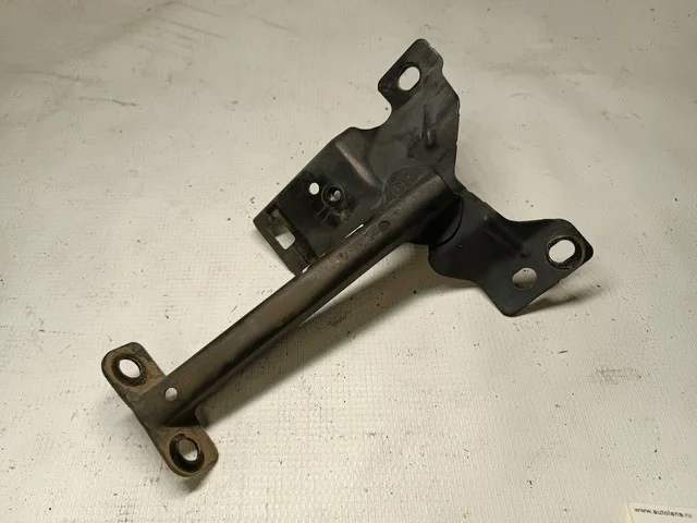 Суппорт радиатора BK5P MAZDA MAZDA 3 BK 2003-2006, MAZDA 3 BK 2006-2009, AXELA BK 2003-2006, AXELA BK 2006-2009