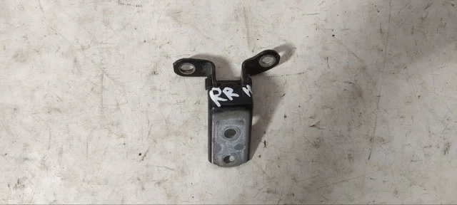 Петля двери задней правой нижняя GRX120 TOYOTA PRIUS XW20 2003-2005, PRIUS XW20 2005-2009, PRIUS XW20 2009-2011, MARK X X120 2004-2006