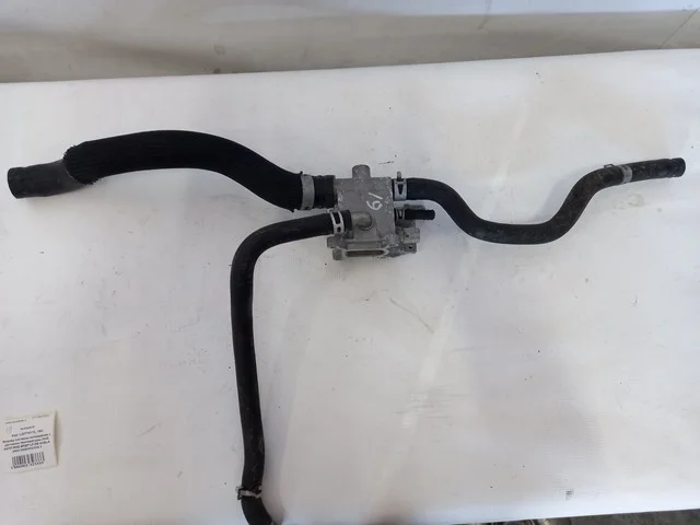 Фланец системы охлаждения GY3W MAZDA MAZDA 3 BK 2003-2006, MAZDA 3 BK 2006-2009, MAZDA 5 CR 2004-2007, MAZDA 5 CR 2007-2010, MAZDA 6 GG / GY 2002-2005
