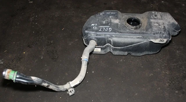 Бак топливный MITSUBISHI COLT VI Z20 / Z30 2002-2008