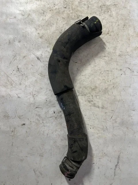 Патрубок радиатора охлаждения верхний AZT251 TOYOTA AVENSIS T250 2006-2008, AVENSIS T250 2003-2006