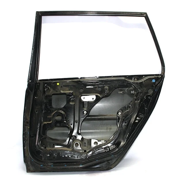 Дверь задняя правая (ржавчина) MITSUBISHI LANCER IX CS 2003-2005, LANCER IX CS 2005-2010